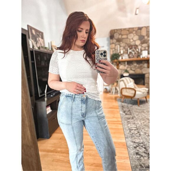 Universal thread high rise slim straight jeans - Picture 16 of 16